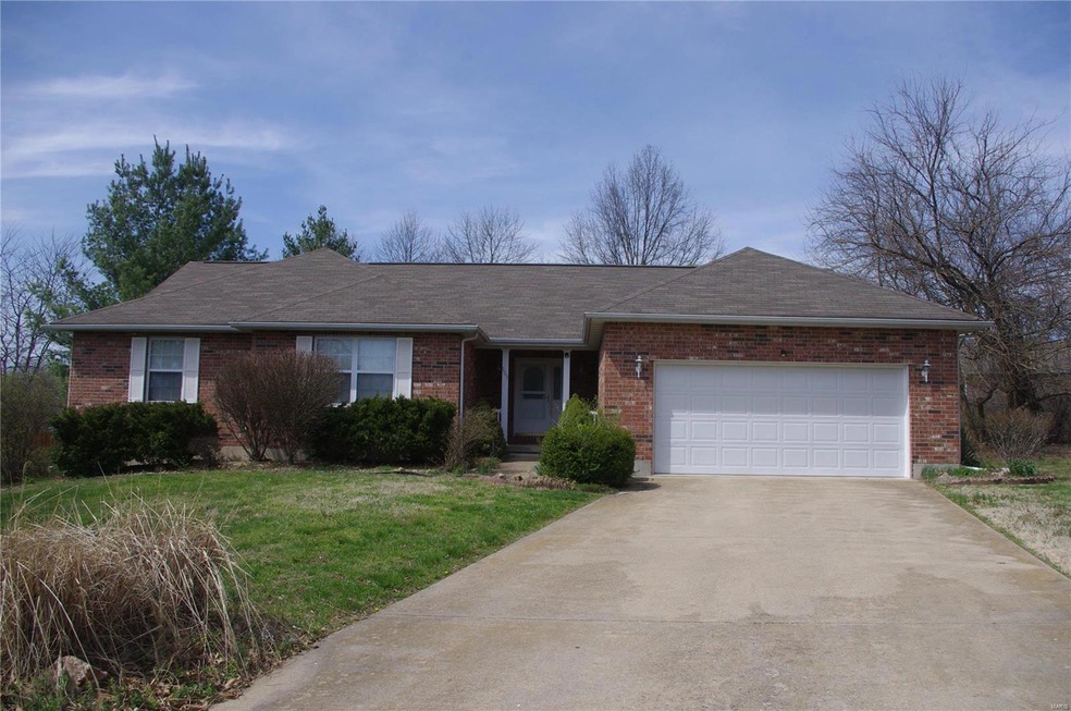 905 Hampton Ct, Rolla, MO 65401 - photo 1