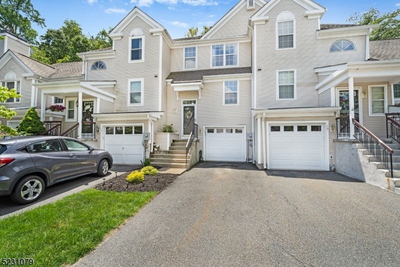 17 Rainier Ct, Hackettstown, NJ 07840 - photo 1