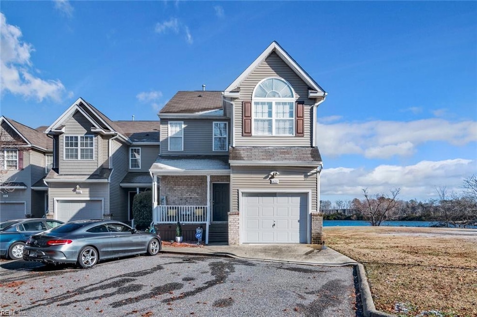 423 Reflection Ln, Hampton, VA 23666 - photo 1