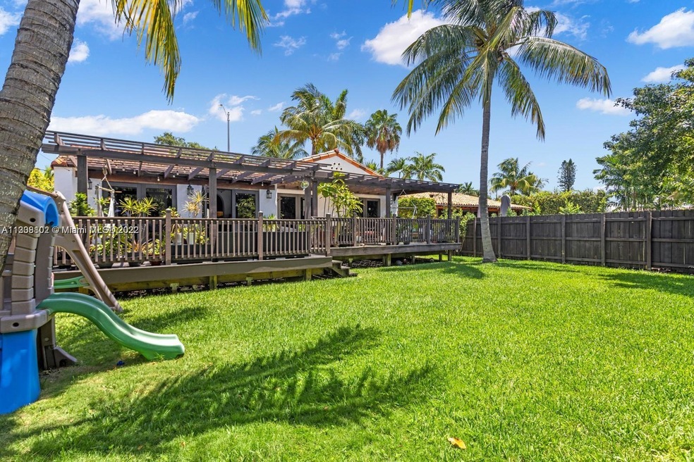 Sold $860,000 • Co-Listing Agent