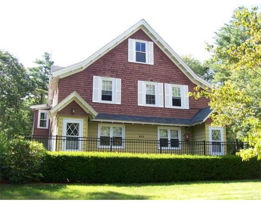 635 Dedham St unit 1, Wrentham, MA 02093 - photo 1