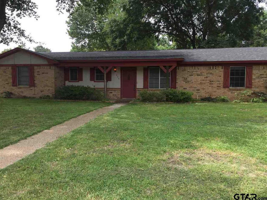 914 914 Joel, Tyler, TX 75703 - photo 1