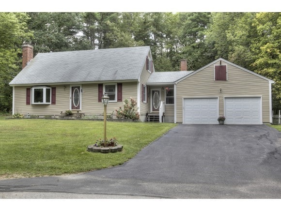 56 Nutt Rd, Auburn, NH 03032 - photo 1