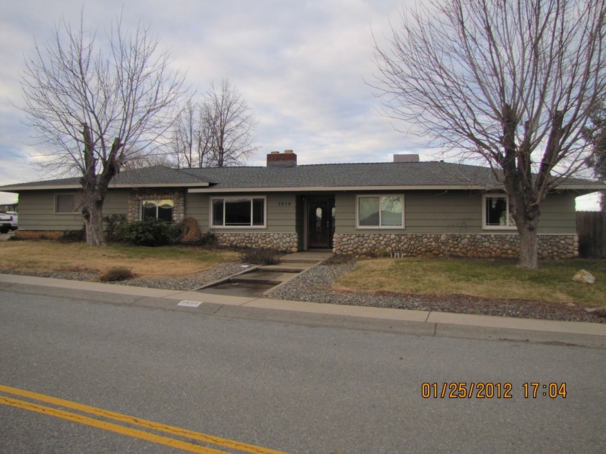 2850 Shasta St, Redding, CA 96001 - photo 1