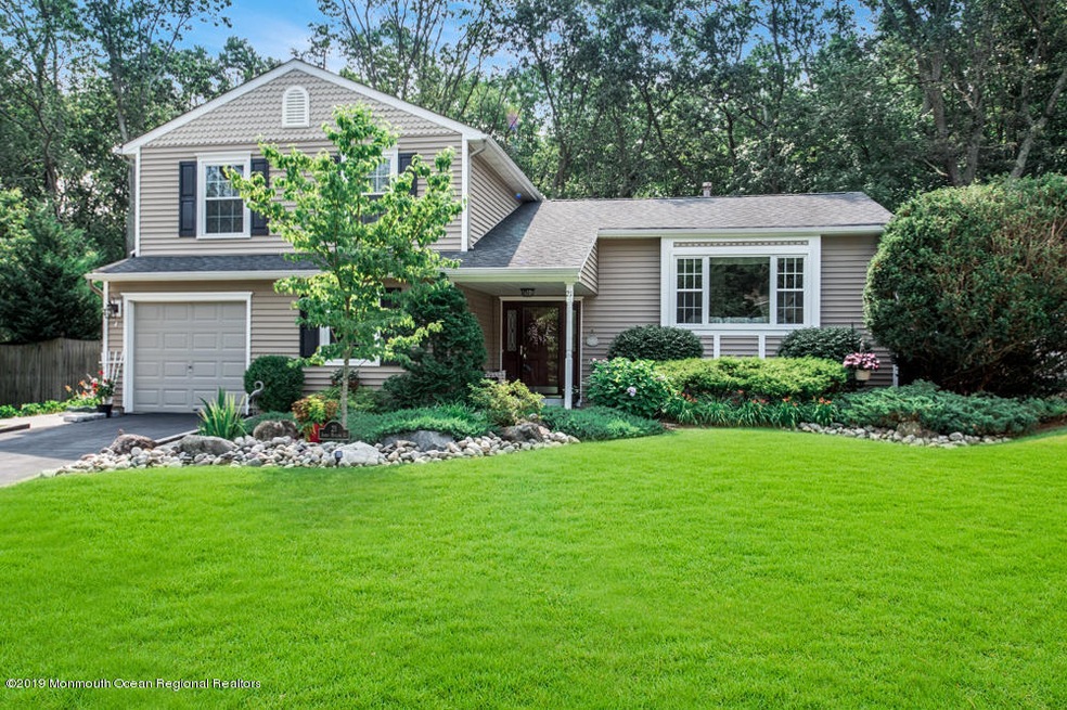 WELCOME HOME!