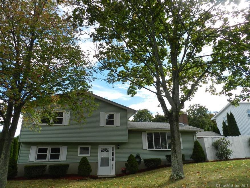 220 Dana Ln, Meriden, CT 06451 - photo 1