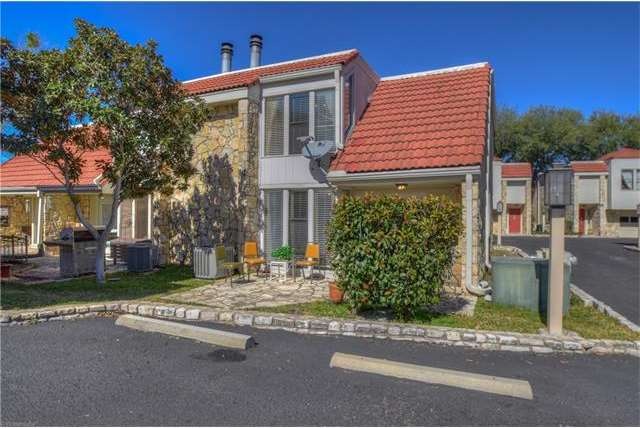 2/2 Townhouse