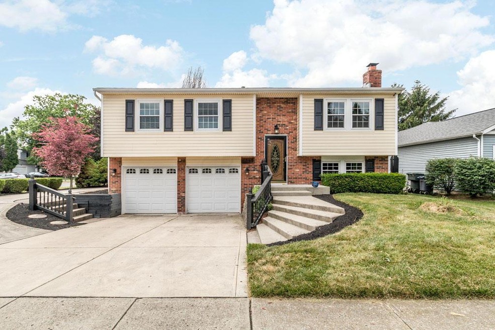 6-15-17 6849 Metuchen Pl 03