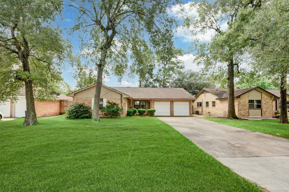 13934 Woodforest Blvd, Houston, TX 77015 - photo 1