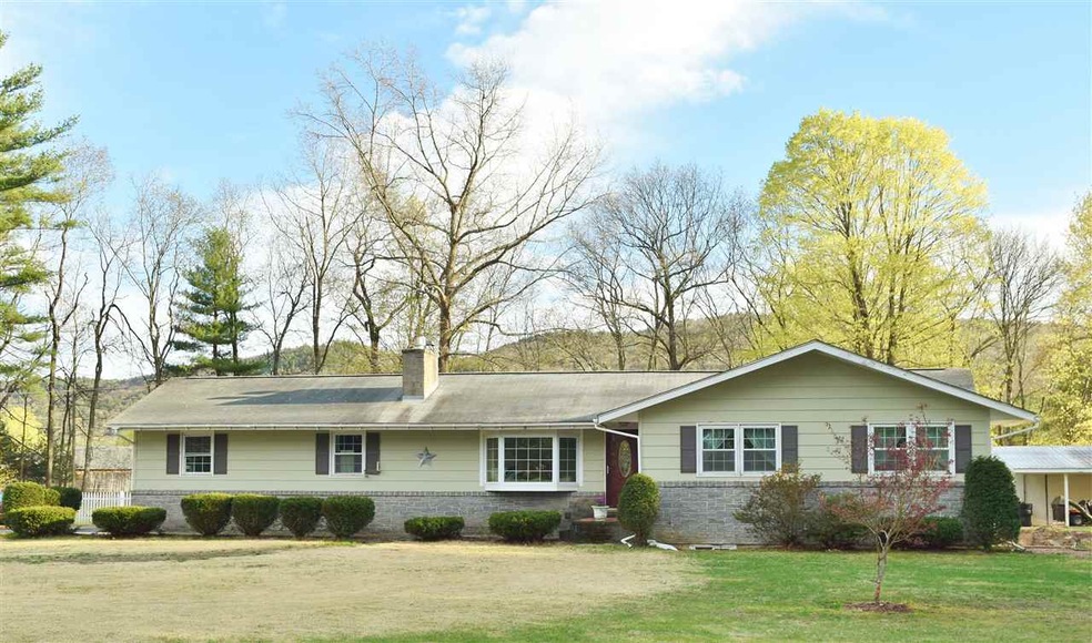 268 Silver Ln, Vernon, VT 05354 - photo 1