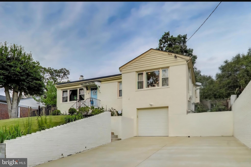 For Sale $475,000 • Co-Listing Agent