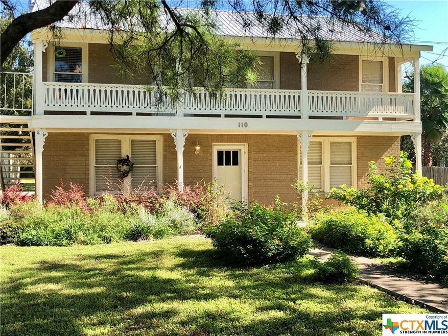 110 N Endicott St unit A, San Marcos, TX 78666 - photo 1