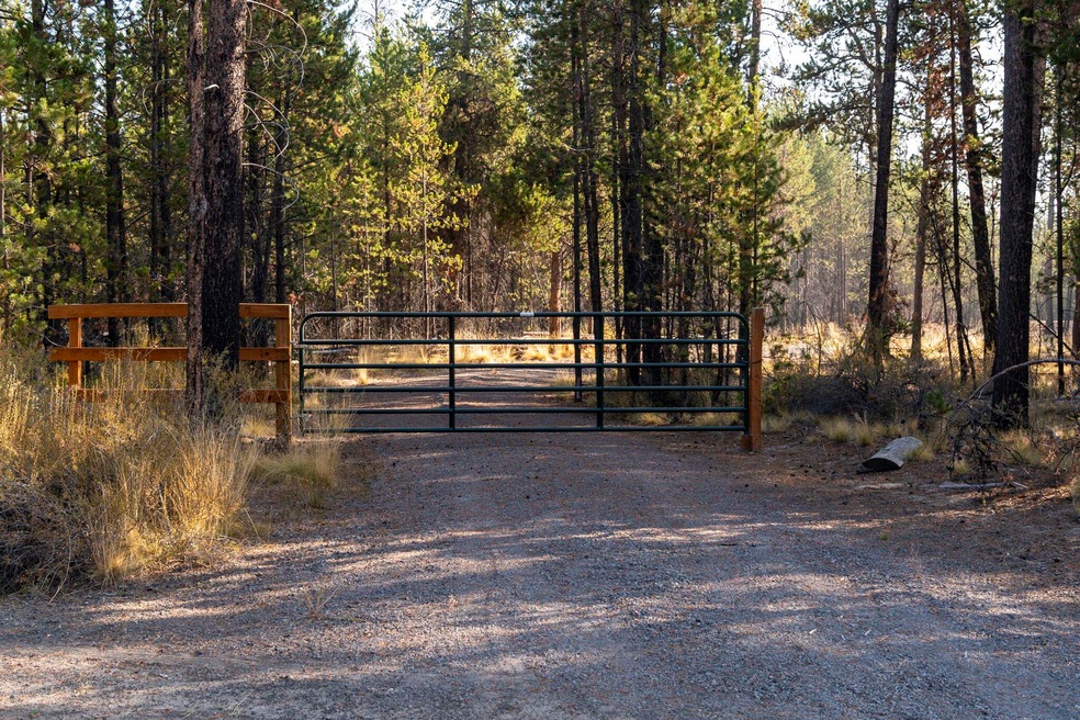 Gated Driveway