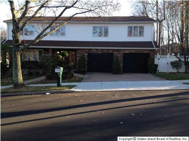 37 Shift Place, Staten Island, NY 10312 - photo 1