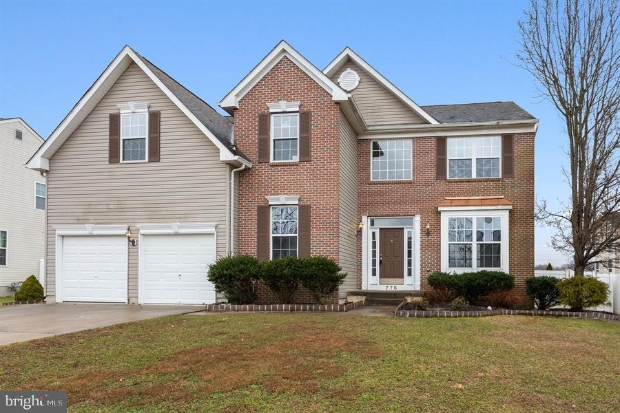 776 Sherwood Dr, Williamstown, NJ 08094 - photo 1