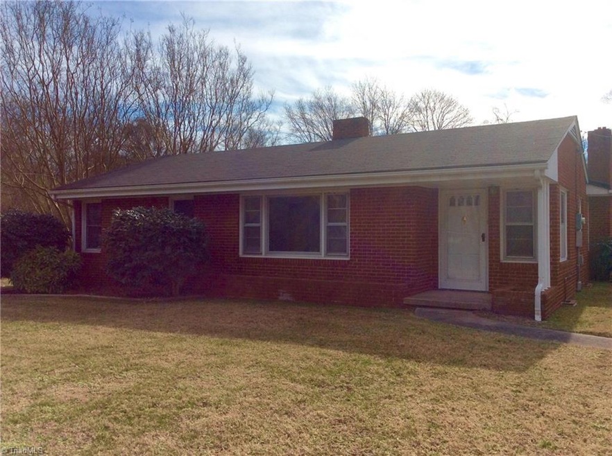 827 Fermer Rd, Asheboro, NC 27203 - photo 1