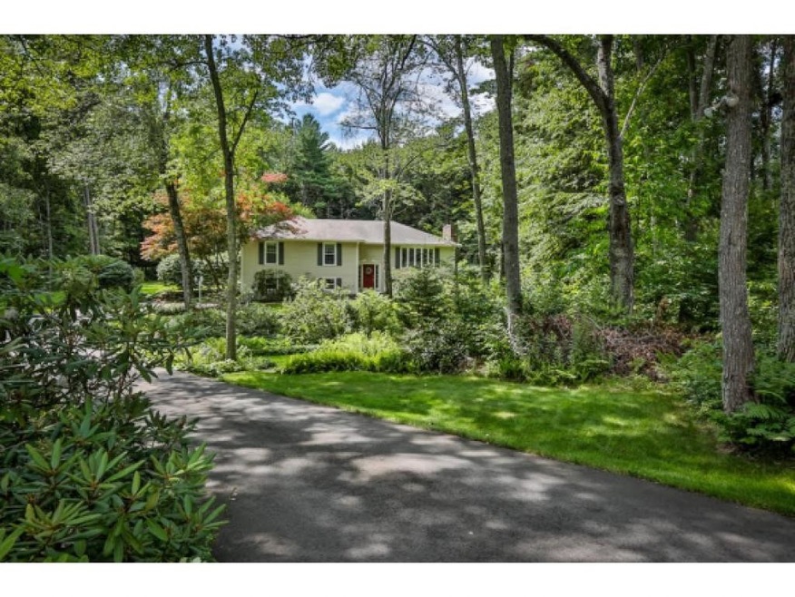 35 Highland Farms Dr, Bedford, NH 03110 - photo 1