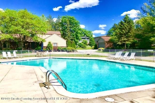 1305 Glenmeadow Lane