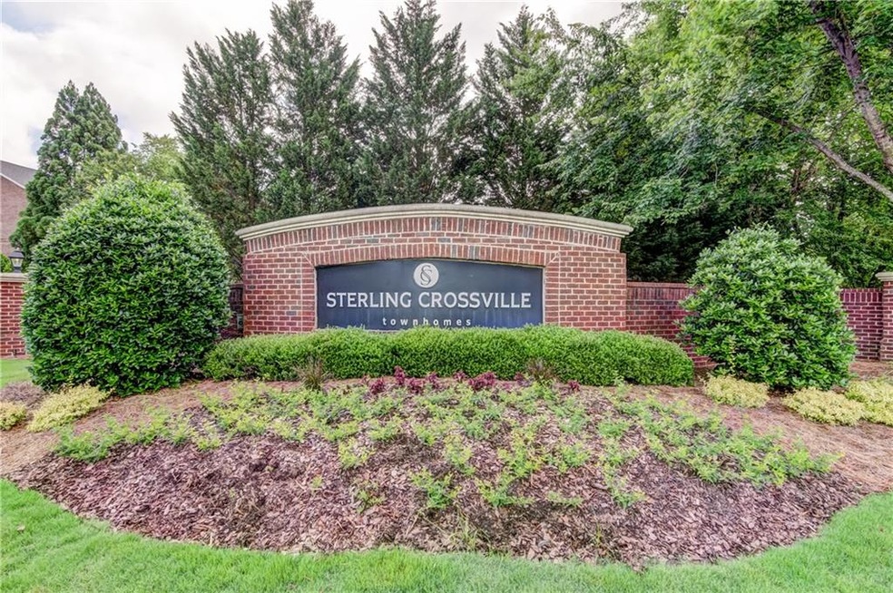 8006 Lexington Dr, Roswell, GA 30075 - photo 1