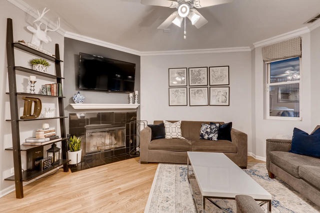 2849 N Southport Ave unit A, Chicago, IL 60657 - photo 1