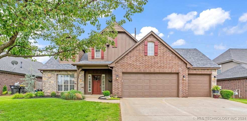 Beautiful And Inviting Brick Home With Professiona