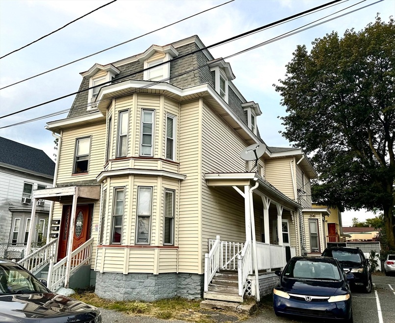 27 W 5th St, Lowell, MA 01850 - photo 1