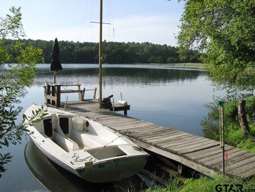 Picturesque Lakefront Home in Horseshoe Bend