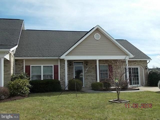 229 Lynn Dr, Stephens City, VA 22655 - photo 1