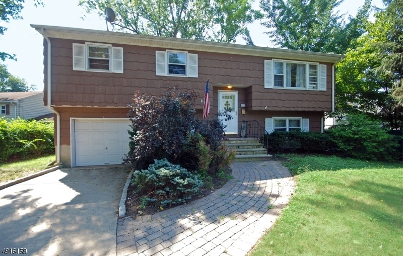 283 Maple Ave, Dunellen, NJ 08812 - photo 1