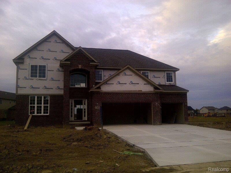 23962 Scott, Flat Rock, MI 48134 - photo 1