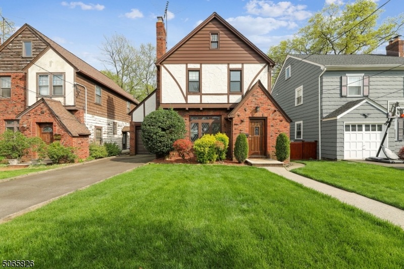 3 Hyde Rd, Bloomfield, NJ 07003 - photo 1