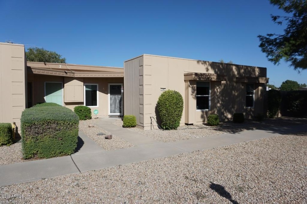 17447 N 105th Ave, Sun City, AZ 85373 - photo 1