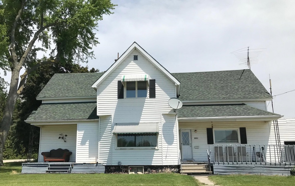 6731 Manitou Dr, Two Rivers, WI 54241 - photo 1