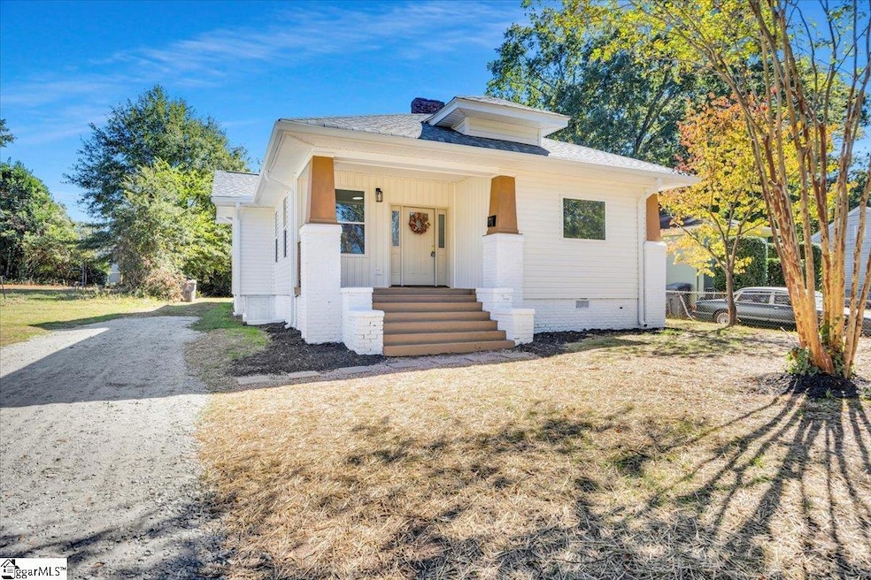 367 Winsmith Ave, Spartanburg, SC 29306 - photo 1