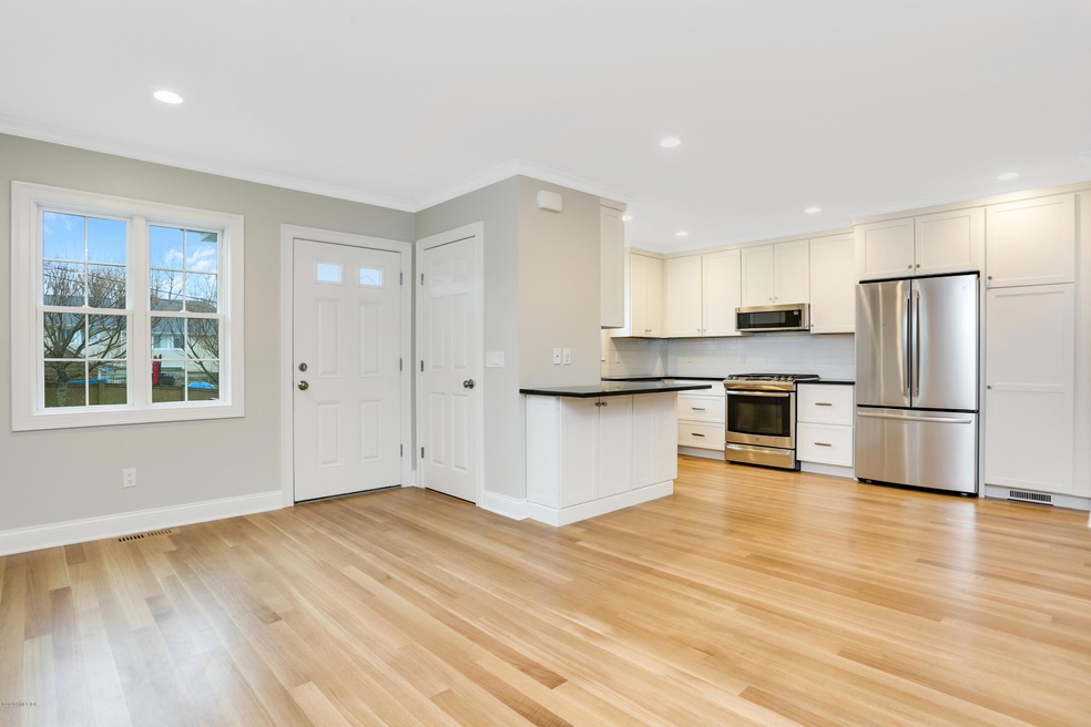 81 Cos Cob Ave Cos Cob CT-print-011-010-