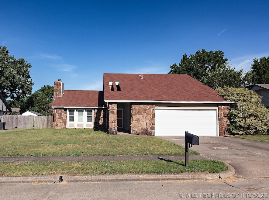 1212 S 34th St, Broken Arrow, OK 74014 - photo 1