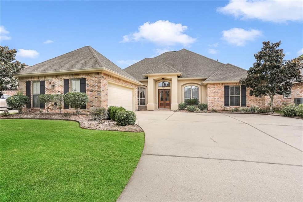 170 Cypress Lakes Drive, Slidell, Louisiana
