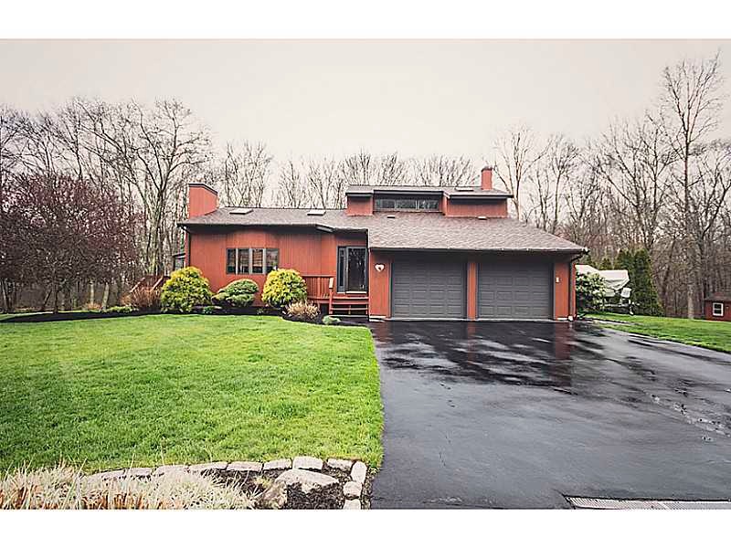 17 Brittney Ln, Warren, RI 02885 - photo 1