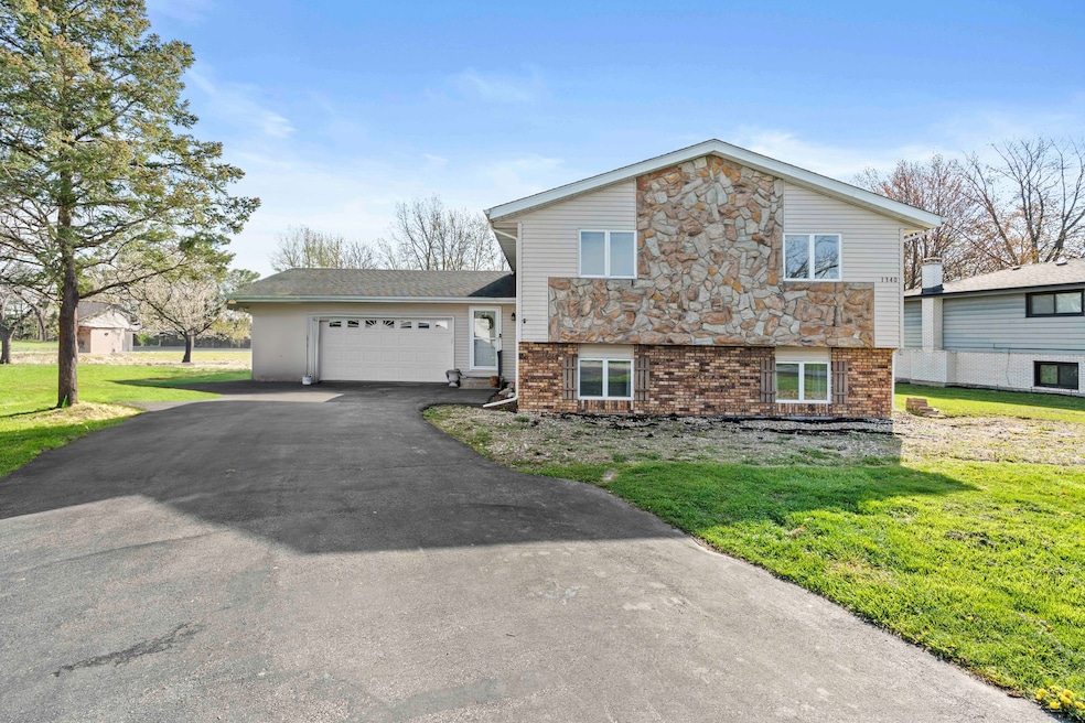 1340 Brandywine Rd, Crown Point, IN 46307 - photo 1