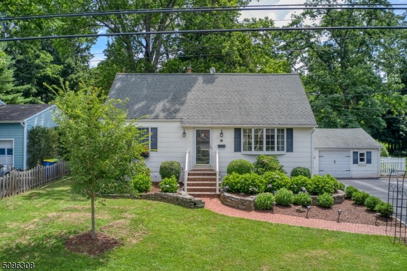 18 Ann St, Bernardsville, NJ 07924 - photo 1