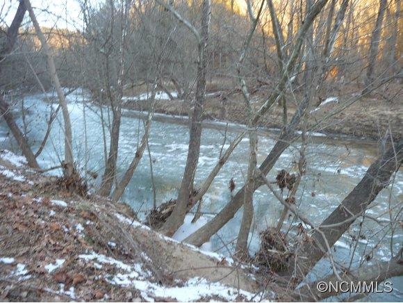 Ivy River in the winter