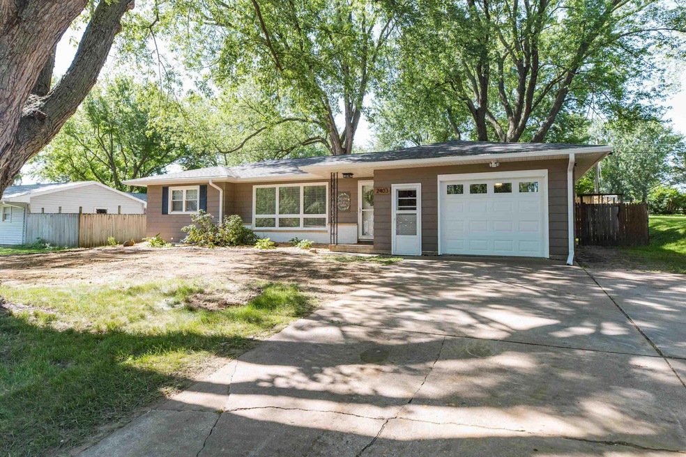 2403 Valley High Dr, Cedar Falls, IA 50613 - photo 1