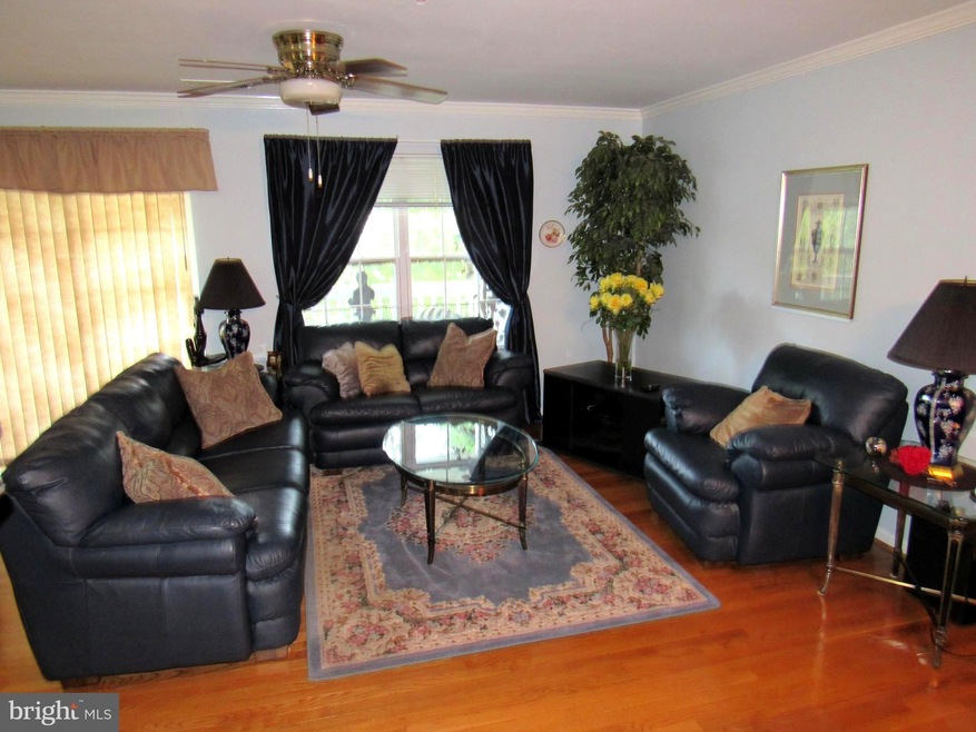 11001 Kinship Ct unit 302, Manassas, VA 20109 - photo 1
