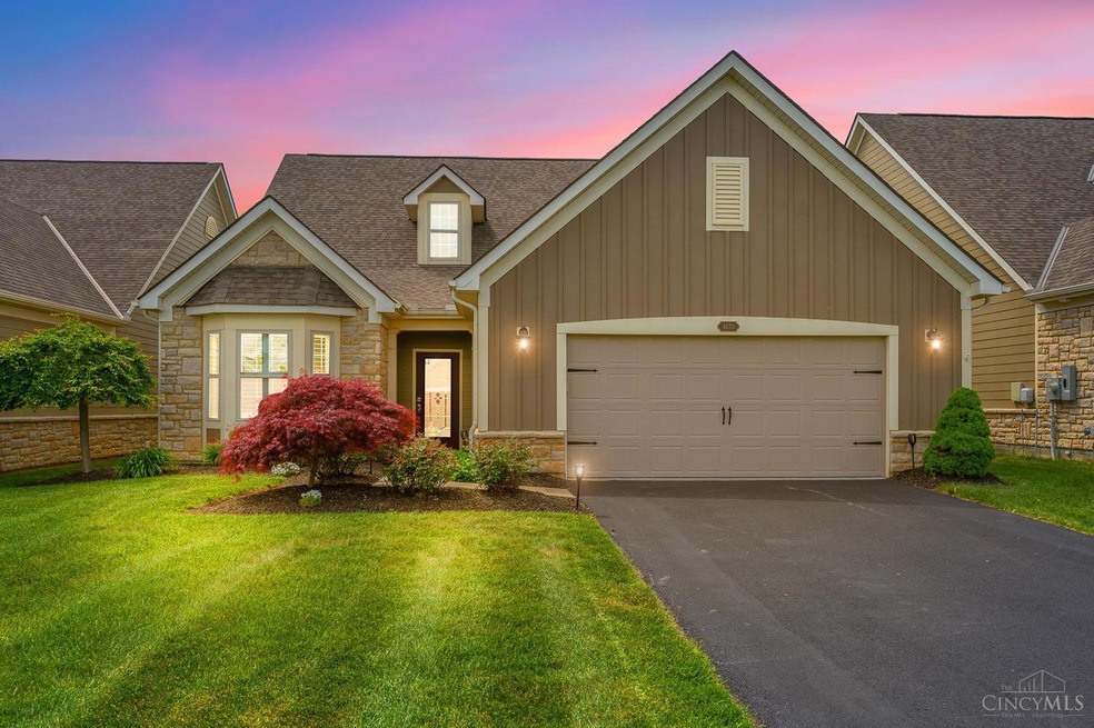 6670 Liberty Cir, West Chester, OH 45069 - photo 1