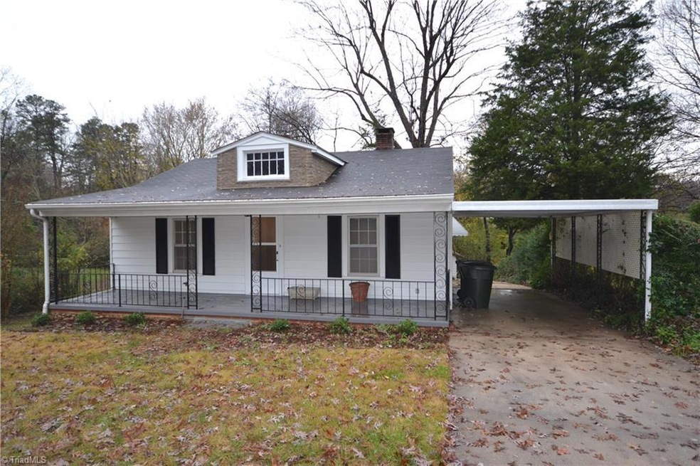 950 Uwharrie St, Asheboro, NC 27203 - photo 1