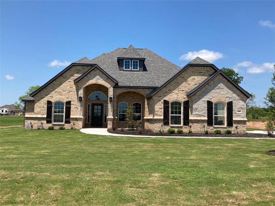 145 Lakota Dr, Bridgeport, TX 76426 - photo 1