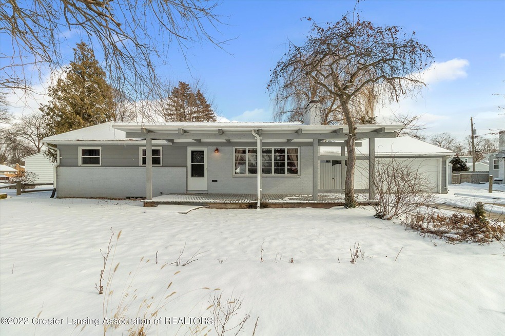 1010 N Waverly Rd, Lansing, MI 48917 - photo 1