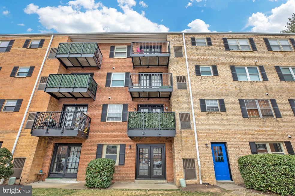 5937 Quantrell Ave unit T2, Alexandria, VA 22312 - photo 1