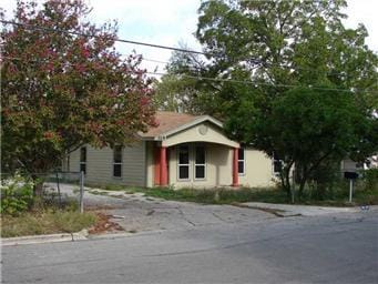 319 Saltillo St, San Marcos, TX 78666 - photo 1