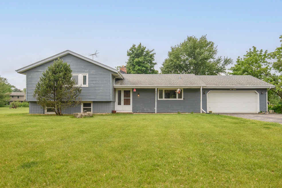 Under Contract $389,900